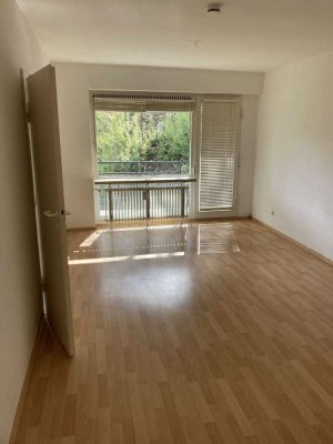 Gemütliche 1 Zi.-Wohnung in W.-Katernberg mit Balkon