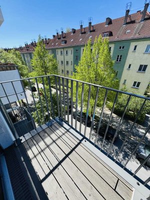 Sonnenbalkon im zentralen Lichtenberg! Möblierte 1 Zimmer Wohnung mit EBK