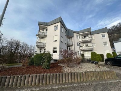 Stilvolle 3-Raum-Hochparterre-Wohnung mit Balkon und Einbauküche in Grenzach-Wyhlen