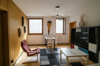 Zweifamilienhaus mit großem Entwicklungspotenzial – Ihre ideale Investitionsmöglichkeit!