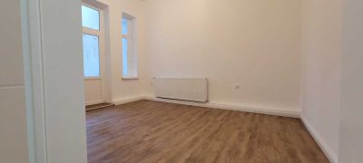 Kernsanierte 3-Zimmer-Wohnung mit Balkon – perfekt für Studenten-WG in Bremen-Walle