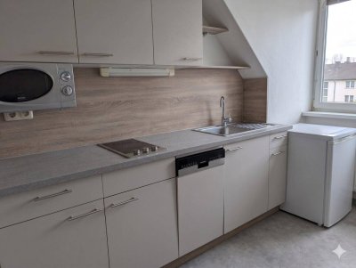 Vermietete, zentrale Dachgeschoßwohnung