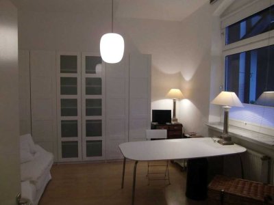 Charmantes Appartement mit eigenem Eingang in Düsseldorf-Oberkassel