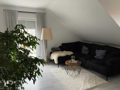 Helle 2,5-Zimmer-Wohnung mit Balkon und EBK in attraktiver und beliebter Wohngegend von Obertshausen
