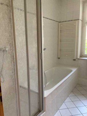 Helle 2-Raum-Wohnung mit Balkon im 2. OG