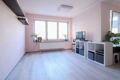 Behaglichkeit pur: 3-Zi.-Etagenwohnung wenige Gehminuten vom Hafen entfernt