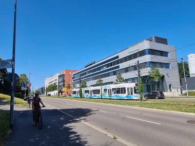 2-Zi Appartement: Hell, möbliert, Uni-Klinik