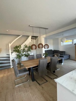 Zentrumsnah WEBER Energiesparhaus KfW 40+ PV Anlage mitten in Pfaffenhofen 70qm Terrasse