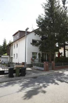 Stilvolle 3-Raum-DG-Wohnung in Mainz