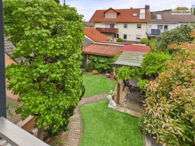 Geräumiges Zweifamilienhaus in Hösbach mit vielseitigem Potenzial