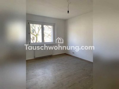 Tauschwohnung: Tausche 2-Raum-Wohnung gegen 1-Raum-Wohnung