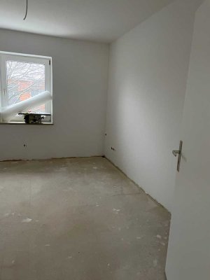 Sanierte 3 Zimmer Wohnung mit Balkon