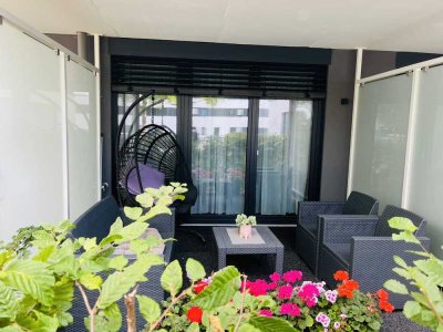 charmantes und modernes Apartment mit kleinem Garten