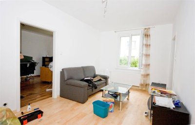 Baden, toll zentral gelegen: Mietwohnung mit geräumigen 2 Zimmern