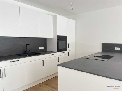 Erstbezug: modernen Wohnung mit drei Zimmern, Balkon und Parkanlage!