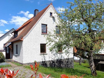 Freistehendes Einfamilienhaus in gefragter Lage der Rhön - Wohnen wo andere Urlaub machen