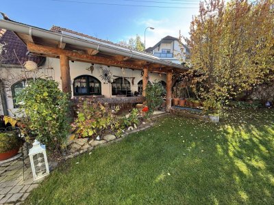 TRAUMHAUS sucht Naturliebhaber - Modernisiert - 240m² NFL - Garten - Terrasse - Kamin - Einbauküche - 5-6 Zimmer - Möbliert