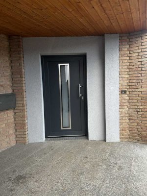 Euskirchen–Flamersheim: 2-Zimmer Wohnung mit eigenem Eingang!