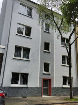 Amtsplatz 1 - helle 2 ZKB Wohnung im 2. OG