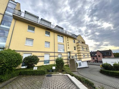 Gepflegte 3,5-Zimmer Maisonette-Wohnung mit 2 Tiefgaragenstellplätzen in Remscheid-Vieringhausen