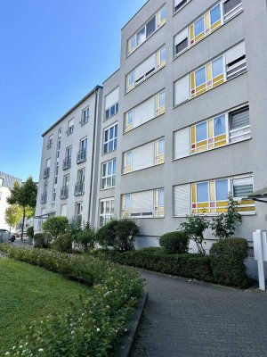 Neuwertige 3-Raum-Wohnung mit Balkon und Einbauküche in Mannheim