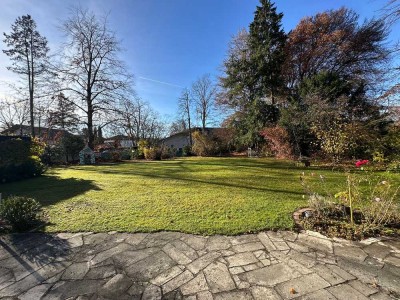 Modernisierte Doppelhaushälfte mit 7 Zimmern in Grünwald - auf 2 Jahre befristet