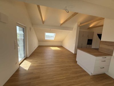 Exklusive Dachgeschosswohnung im KfW-55 EE-Passivhaus – Erstbezug nach Kernsanierung