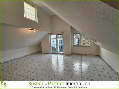 Rodgau Jügesheim! Lichtdurchflutete 3-Zimmer-Dachgeschosswohnung mit Balkon in gesuchter Wohnlage!