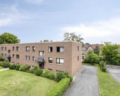 Modernisierte 3-Zimmer-Wohnung mit großem Balkon und Garage