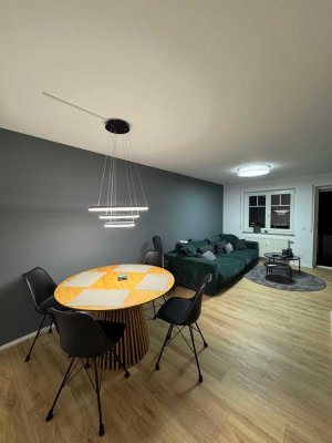 Renovierte helle 3-Zimmer Wohnung mit 2 vollwertigen Bädern & 2 Balkonen im 1. OG in Trossingen
