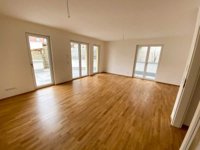 Helle 3- Zimmer Wohnung mit großer Terrasse