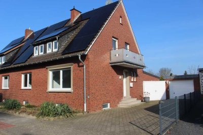 Gepflegte Doppelhaushälfte mit zwei Wohneinheiten und PV Anlage