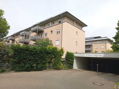 Helle Penthouse-Wohnung mit Wintergarten über den Dächern von Augsburg