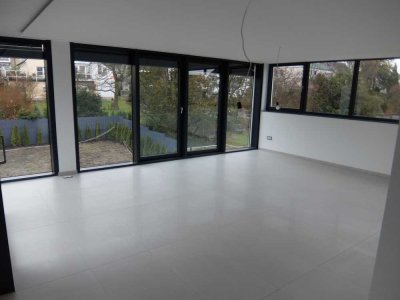 Freundliche 3-Zimmer-Penthouse-Wohnung mit Terrasse in Hagen zu vermieten