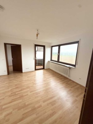 Schöne, modernisierte 2 Zimmer ETW mit Garage und Balkon in Wendlingen