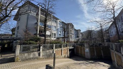 Attraktive 3-Zimmer-Wohnung - Renovieren und Einziehen - sofort verfügbar !!