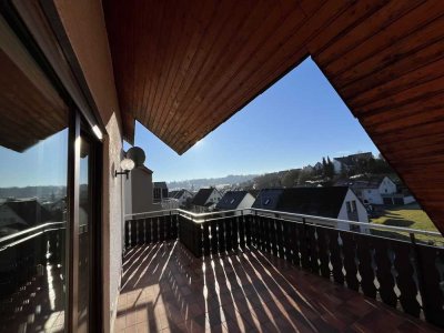 Gechingen: 3,5 ZW über 3 Etagen im Reihenendhaus