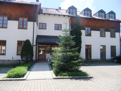 Attraktive 2-Zimmer-EG-Wohnung mit Terrasse