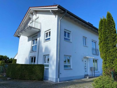 Helle 3-Zimmer-Wohnung mit Balkon in Baierbrunn
