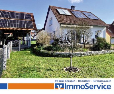 Modern und Energieeffizient - Einfamilienhaus in Höchstadt a. d. Aisch - Einziehen und sofort