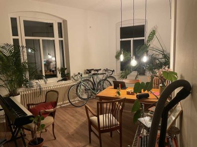 Attraktive 3-Zimmer-Wohnung mit Balkon und Einbauküche in Kiel