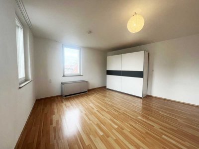 Schön geschnittene 3-Zimmer-Wohnung in City-Lage mit Garage