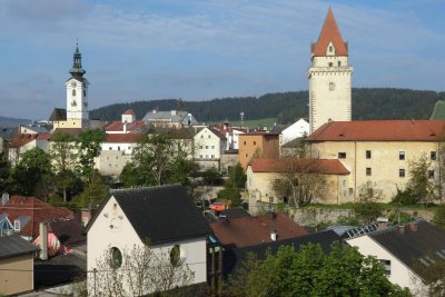 Eine der seltensten Lagen Österreichs ! – Einzigartige Hanglage über historischer Altstadt von Freistadt – mit unverbaubarem Panoramablick!