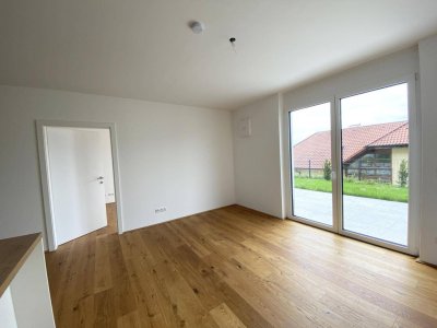 Lichtdurchflutete Gartenwohnung inkl. Einbauküche und Terrasse - Top H04