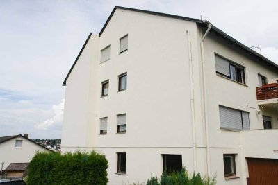 Gemütliche ca.100m² Erdgeschoss-Wohnung mit geschützter West-Terrasse