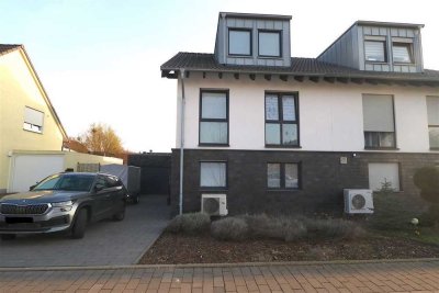 Modernes, gepflegtes Einfamilienhaus (DHH) in guter Wohnlage von Jüchen-Hochneukirch
