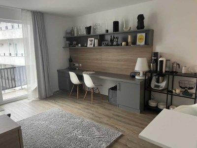 Möblierte 1-Zimmer-Wohnung mit Balkon in Bonn zur Zwischenmiete 01.05-30.09 mit möglicher Übernahme