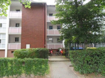 Schöne 1,5 Zimmer Wohnung mit Balkon und EBK - Nähe Uni