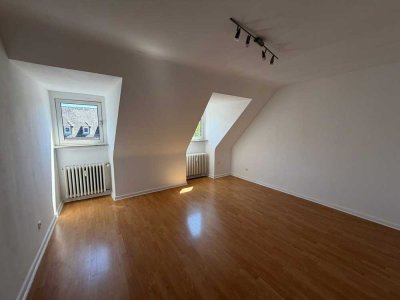 Zentrale 2-Zimmer Dachgeschosswohnung