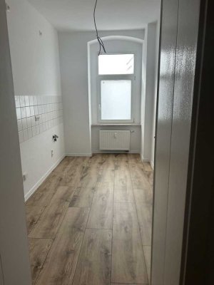 Tolle 1-Zimmer-Wohnung frisch renoviert zentrumsnah in Halle